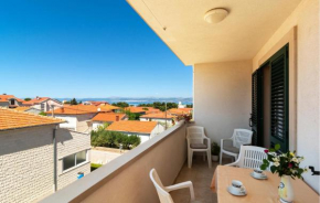 Gorgeous Apartment In Supetar With Wifi